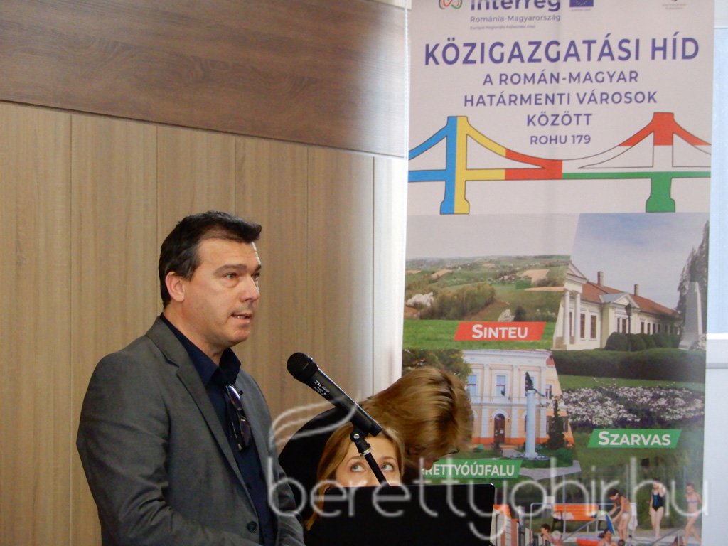 HURO Közigazgatási híd 35